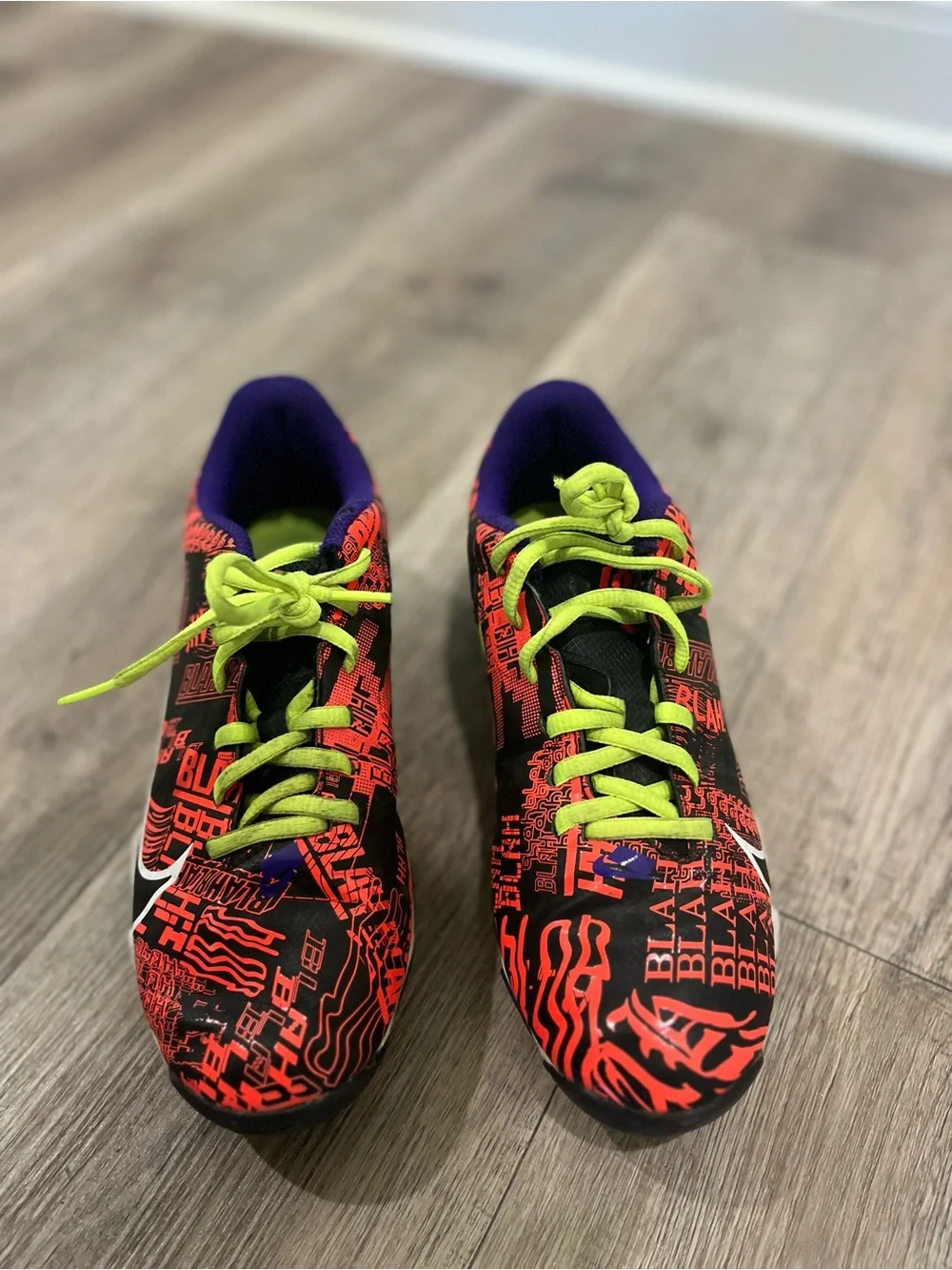 Nike Vapor Fastflex Soccer Cleats Shoes Boys Size Youth 6 Blah Blah Print